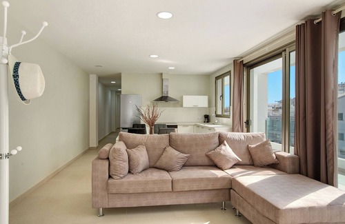 Playa de Mogan Apartamento | Apartamento Atico Albamar con vistas a la montaña, Wi-Fi, balcón y terraza