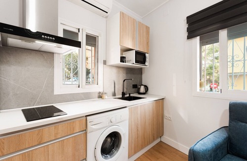 Ciudad Jardin Apartamento | Apartment 'Auromar 1' with Wi-Fi and Air Conditioning