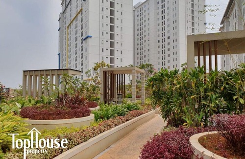Jatinegara Apartamento | Apartment Bassura City by Travelibu