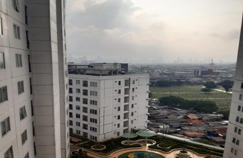 Jatinegara Apartamento | Apartment Bassura City by Travelibu