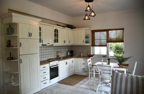 Chalcis Apartamento | Apartment beach house