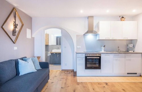 San Genesio Atesino Apartamento | Apartamento 'Beckenbinder Latemar' con jardín, Wi-Fi y vistas a la montaña