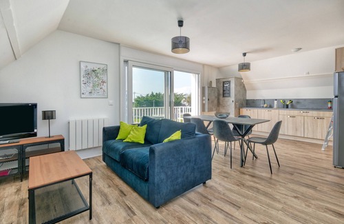 La Turballe Apartamento | Apartamento 'Bel Appartement - 2min Plage' con vistas al mar y balcón
