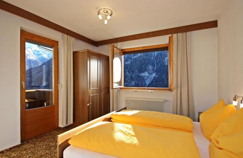 Kauns Apartamento | Apartment Berneckblick by Interhome