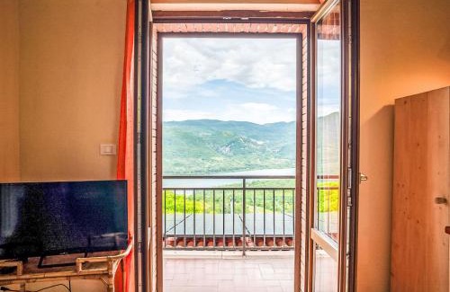 Villa Santa Maria Apartamento | Apartment Bomba vista lago 7 by Interhome