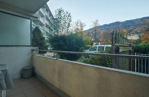 Allevard Apartamento | Apartamento 'Bulle Enchantée Lac Et Montagne' con piscina compartida, balcón y Wi-Fi
