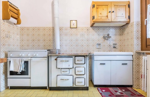 Fontana Nuova-Bevia Apartamento | Apartamento 'Casa Al Sole' con vistas a la montaña, balcón y Wi-Fi