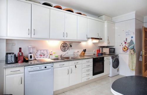 Figueira da Foz Apartamento | Apartamento 'Casa Da Mãe Maria' con vistas al mar, terraza compartida y Wi-Fi