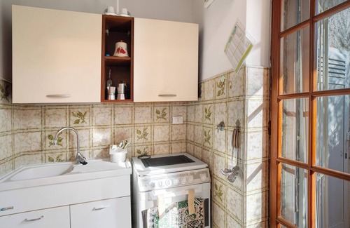 Laigueglia Apartamento | Apartamento 'Casa Di Lo' con terraza privada y Wi-Fi