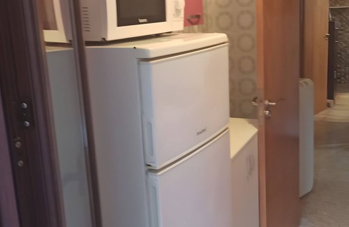 Albanya Apartamento | Apartment 'Casa En Albanyà' with Mountain View, Private Terrace and Wi-Fi