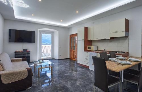 Domaso Apartamento | Apartment Casa Gemma by Interhome