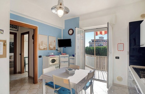 Albenga Apartamento | Apartamento "Casa Vacanze Leslie" con balcón