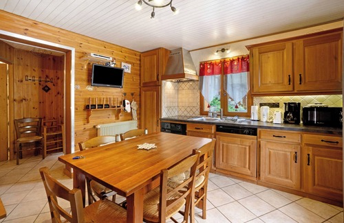 Villarodin-Bourget Apartamento | Apartamento 'Chez Stephane Et Estelle' con vistas a la montaña, terraza compartida y Wi-Fi