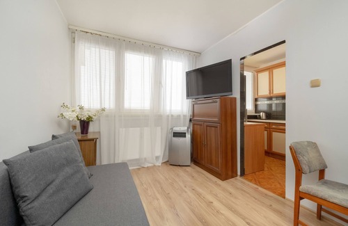 Fabryczna Apartamento | Apartment Close to the Park by Renters
