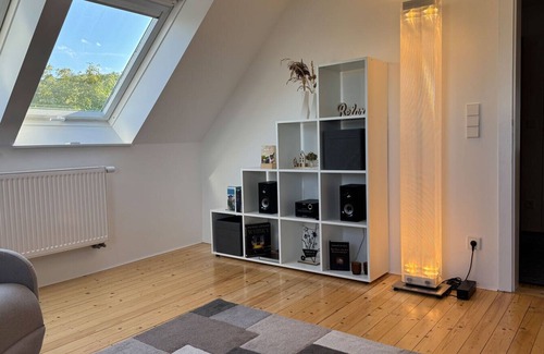 Walberberg Apartamento | Apartment Cologne Bonn DeLux Burgblick. Near Phantasialand, Brühl, Bonn, Cologne Trade Fair Center