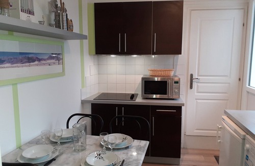 Argeles Gazost Apartamento | Apartamento 'Appartement Confortable' con vistas a la montaña, terraza privada y Wi-Fi