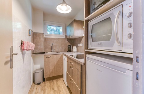 Jeux Apartamento | Apartamento 'Crocus 6' con balcón y Wi-Fi