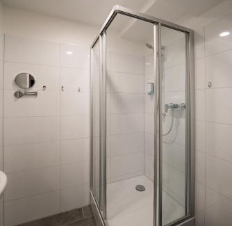 Moersenbroich Apartamento | Apartment Düsseldorf Nord