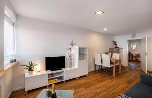 Annweiler am Trifels Apartamento | Apartamento 'Siika' con terraza privada, jardín privado y Wi-Fi