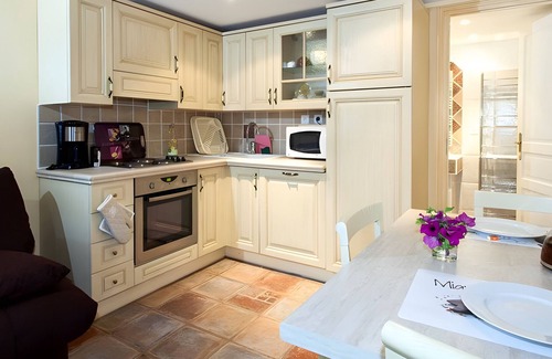 Murato Apartamento | Apartamento 'De Charme Dans Une Bergerie' con piscina compartida, Wi-Fi y aire acondicionado