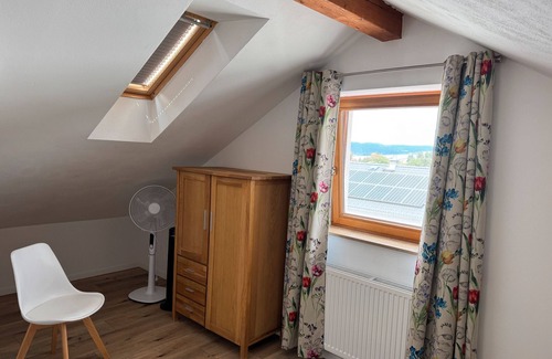 Radolfzell am Bodensee Apartamento | Apartment 'Bergblick' with Mountain View and Wi-Fi