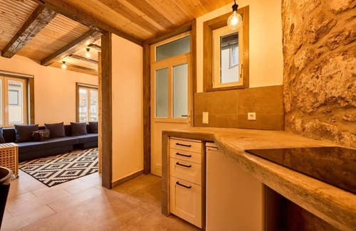 Sulzbach an der Murr Apartamento | Apartamento 'Blaue Wohnung - Goldenes-Häusle' con terraza privada y Wi-Fi