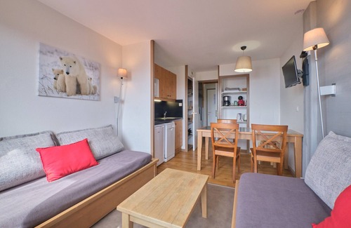 Jeux Apartamento | Apartamento "Duplex" con vistas a la montaña y piscina compartida