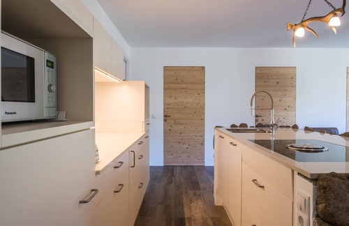 Sarntal Apartamento | Newly Built Apartment “Edelweiss” in Scenic Area with Mountain View, Wi-Fi, Terrace & Garden; Parking Available