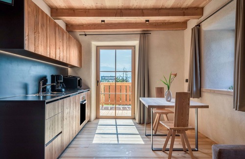 San Genesio Atesino Apartamento | Apartamento Egger an der Lahn - Dolomiten con vistas a la montaña, terraza y Wi-Fi