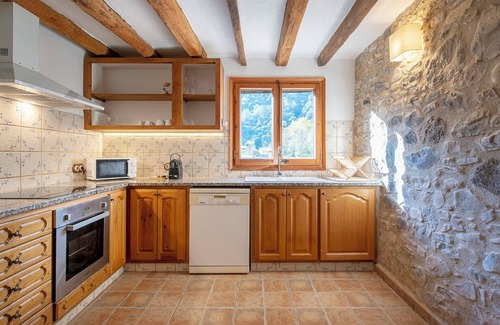 Beguda Apartamento | Apartamento 'Eixida' con vistas a la montaña, Wi-Fi y aire acondicionado