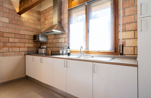 Conesa Apartamento | Apartamento 'El Clos 5' con terraza compartida, jardín compartido y Wi-Fi