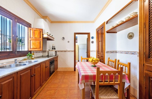 Alora Apartamento | Apartamento 'El Rancho Grande' con balcón y vistas a la montaña