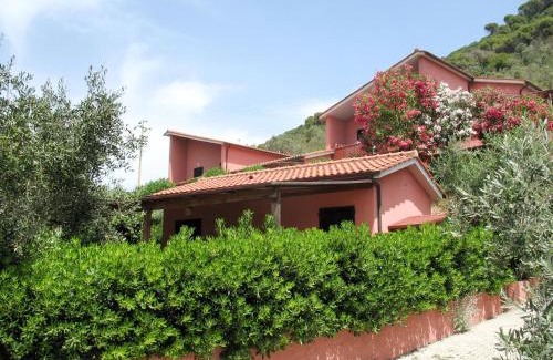 Lacona Apartamento | Apartment Elbamar Lacona I-2 by Interhome
