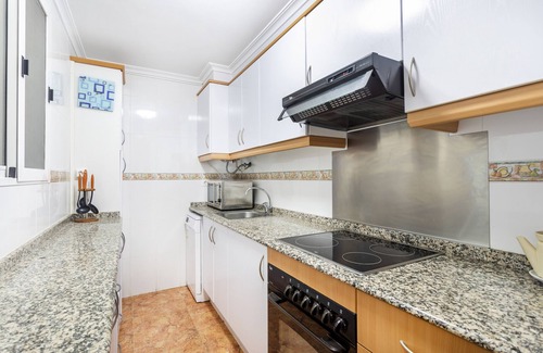 Playa de Almarda Apartamento | Apartamento "Balcón Del Mar" con piscina compartida y terraza privada