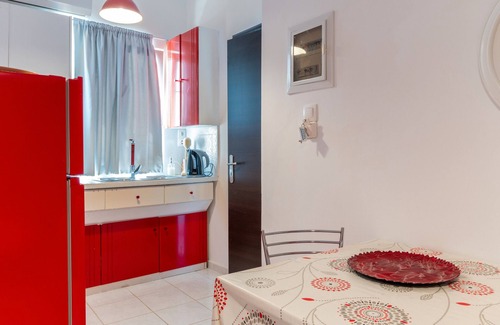 Salamis Apartamento | Apartamento 'Estia' con terraza compartida, Wi-Fi y aire acondicionado