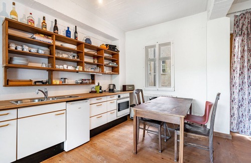 Pirna Apartamento | Apartment 'Feher' with Mountain View, Shared Garden and Balcony