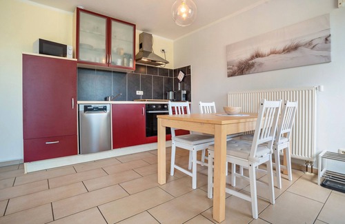 Ribnitz-Damgarten Apartamento | Apartamento 'Ferienwohnung Ostseezeit' con terraza privada, jardín compartido y Wi-Fi