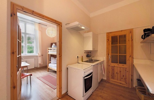 Krakow am See Apartamento | Apartamento 'Ferienwohnung 5' con terraza compartida, jardín compartido