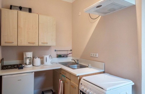Krakow am See Apartamento | Apartamento 'Ferienwohnung 8' con terraza y jardín compartidos