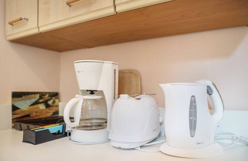 Krakow am See Apartamento | Apartamento 'Ferienwohnung 8' con terraza y jardín compartidos