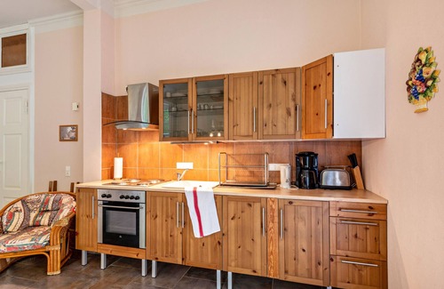 Krakow am See Apartamento | Apartamento 'Ferienwohnung 10 - Barrierefrei' con terraza privada y jardín compartido