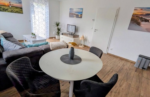 Lubmin Apartamento | Apartamento 'Ferienwohnung Strandliebe' con Jardín Privado y Wi-Fi