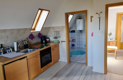 Pellworm Apartamento | Apartment 'Fewo Ankerplatz' with Shared Garden, Balcony and Wi-Fi