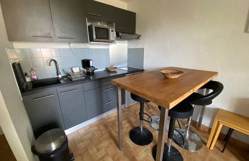 La Franqui Apartamento | Apartamento para 4 pers, cerca de la playa, parking, terraza, tiendas cercanas