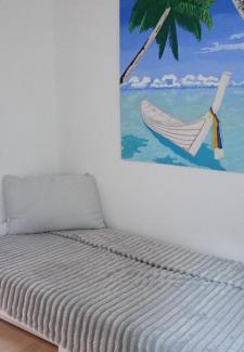 Germersheim Apartamento | Apartment for 5 people, 2 rooms, kitchen, bathroom, balcony
