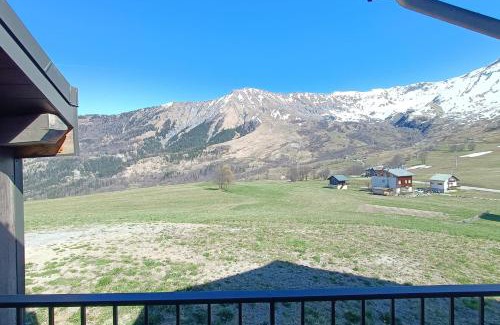 Albiez-le-Vieux Apartamento | Apartment for 6 people in Albiez with balcony