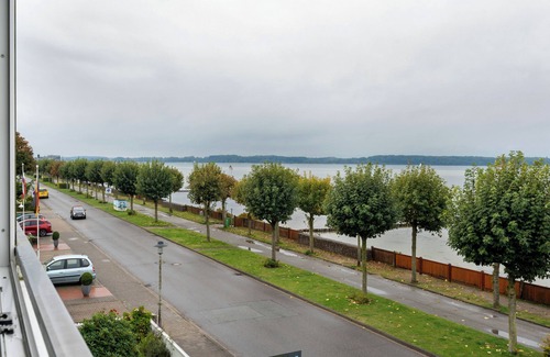 Laboe Apartamento | Apartamento 'Förde-Traumblick 2' con vistas al mar, balcón y Wi-Fi