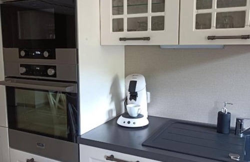 Steige Apartamento | Apartment 'Gite Béthanie - 4 Pers' with Private Wooden Terrace and Wi-Fi