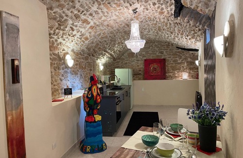 Barjac Apartamento | Apartamento 'Gite Vert - Paradis De Provence' con terraza compartida y wifi