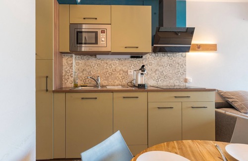 Pont Royal Apartamento | Apartamento 'Golf De Pont Royal' con vistas a la montaña, Wi-Fi y aire acondicionado